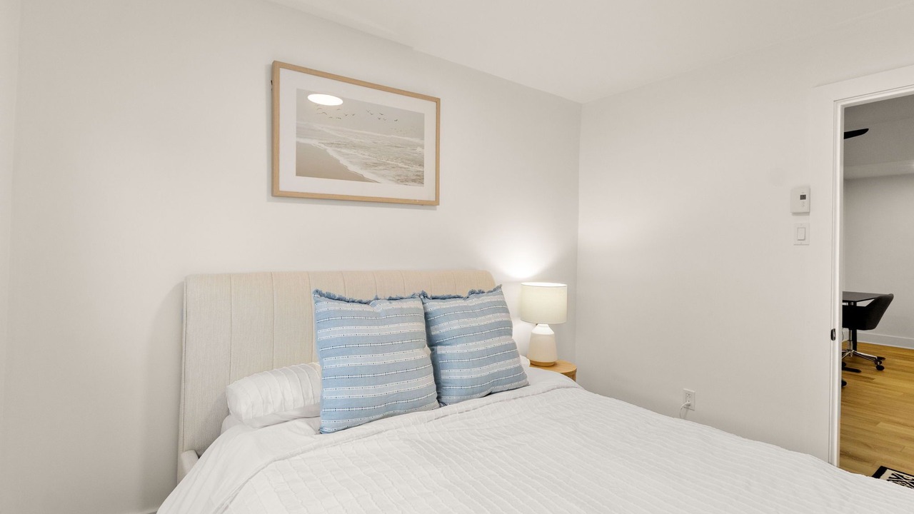 Photo of Bedroom in Laval