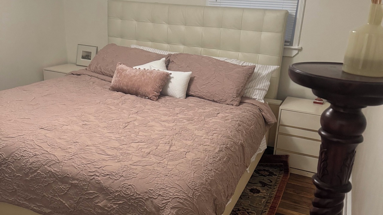 Photo of Bedroom in North Randall
