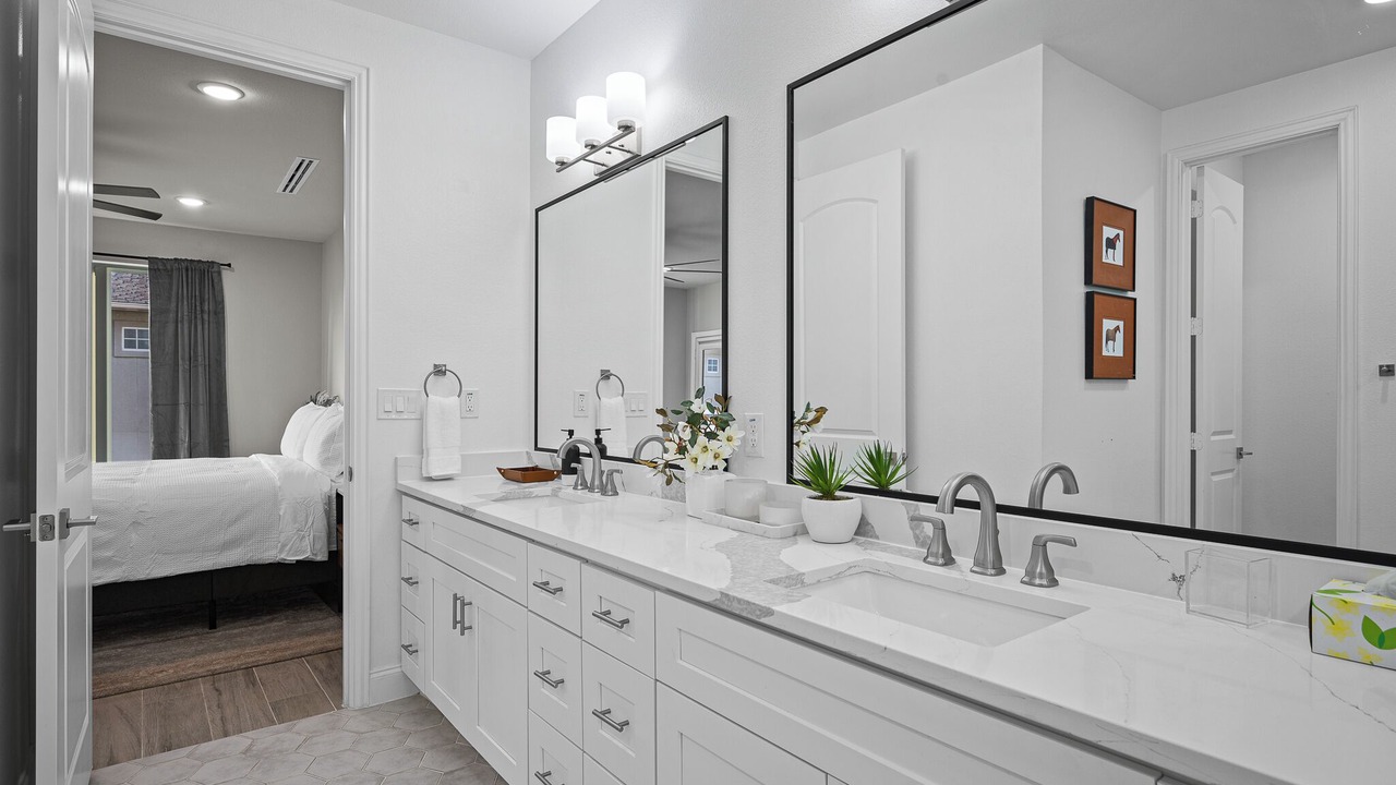 Photo of Bathroom in Old East Dallas