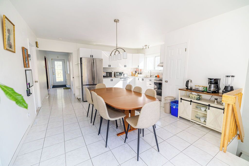 Photo of Kitchen in Saint-Lambert