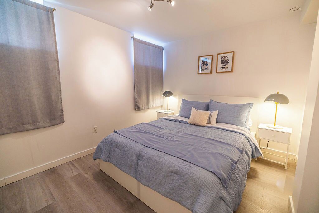 Photo of Bedroom in Saint-Lambert