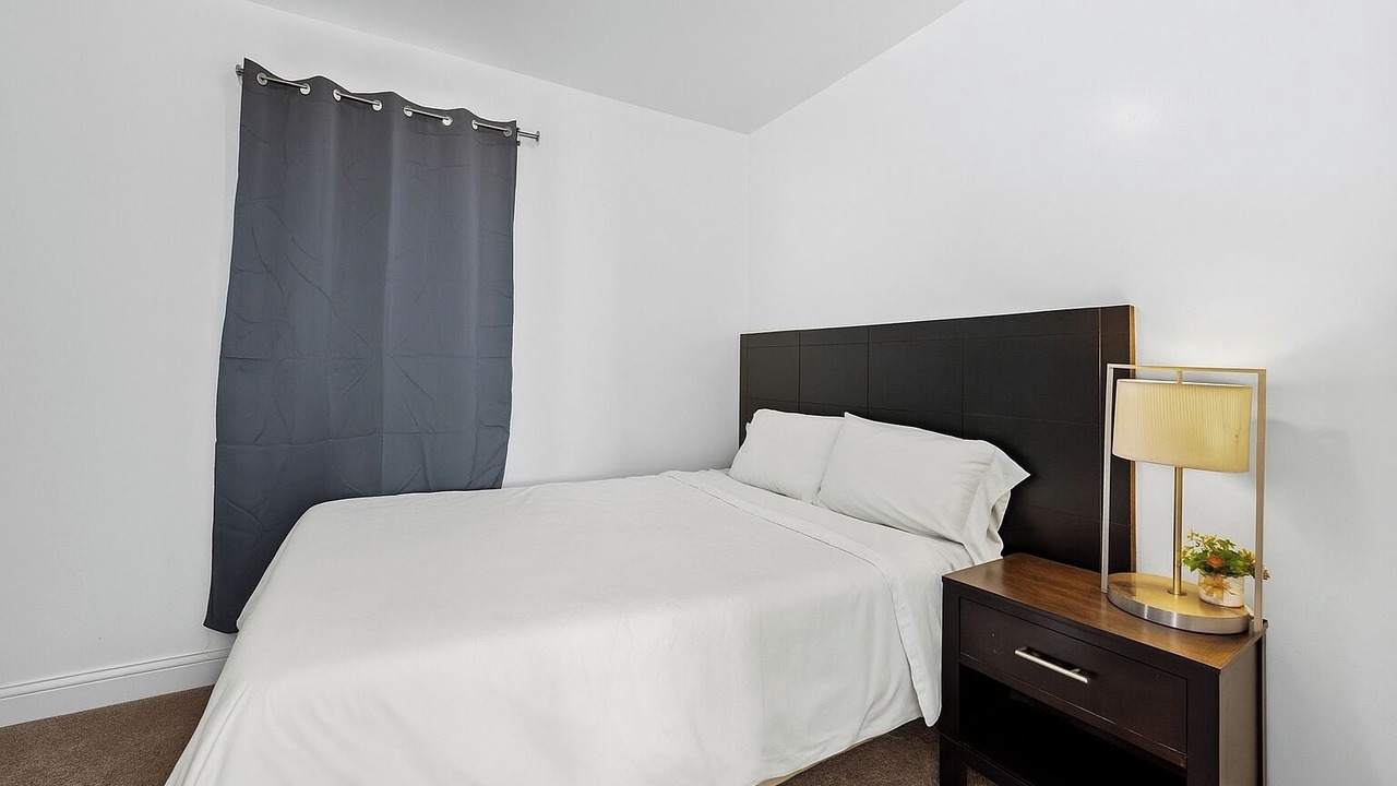 Photo of Bedroom in Detroit