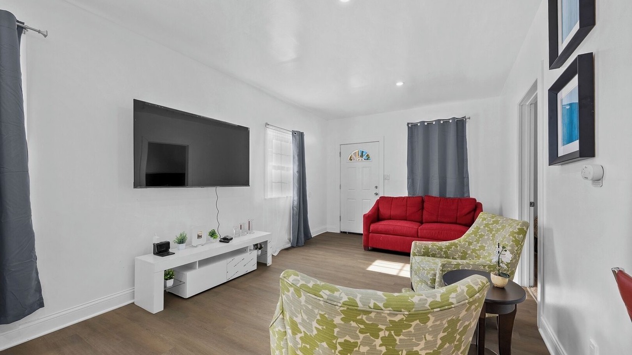 Photo of Livingroom in Detroit