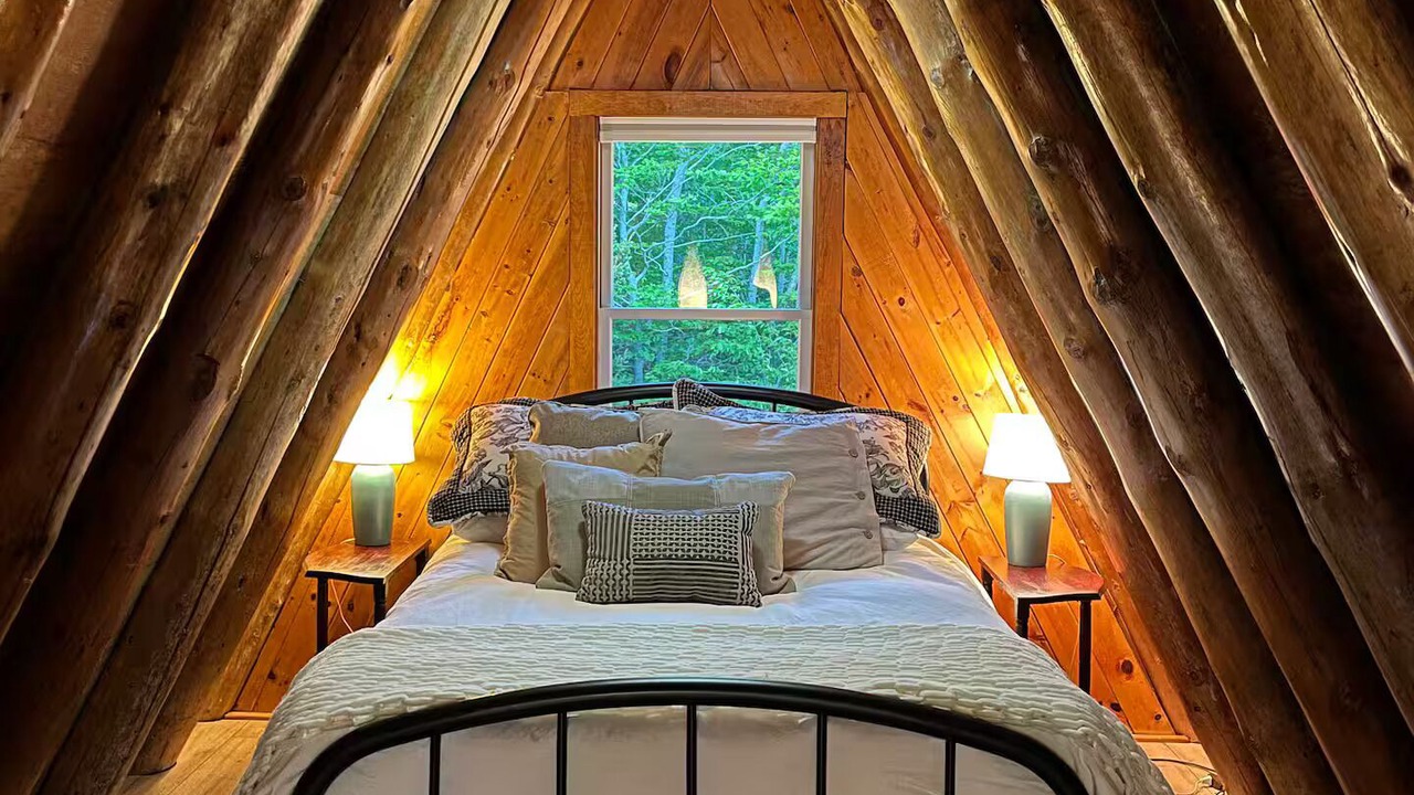 Photo of Bedroom in Clare