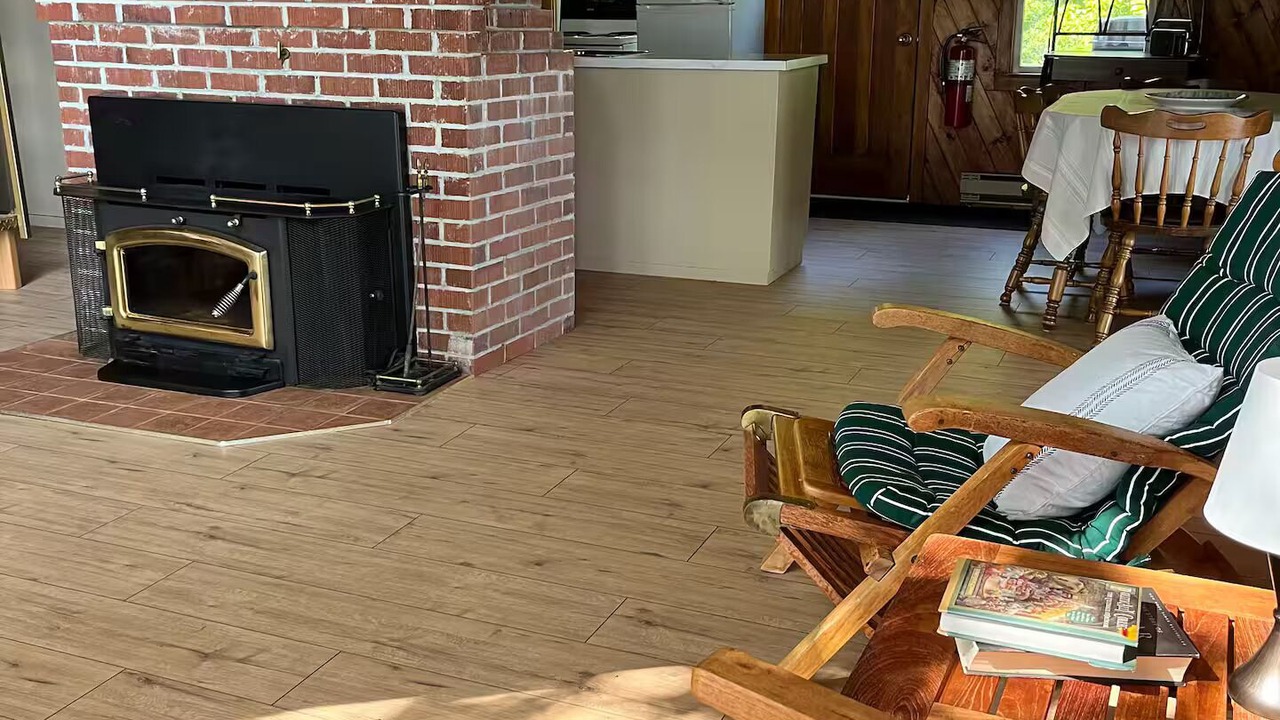Photo of Livingroom in Clare
