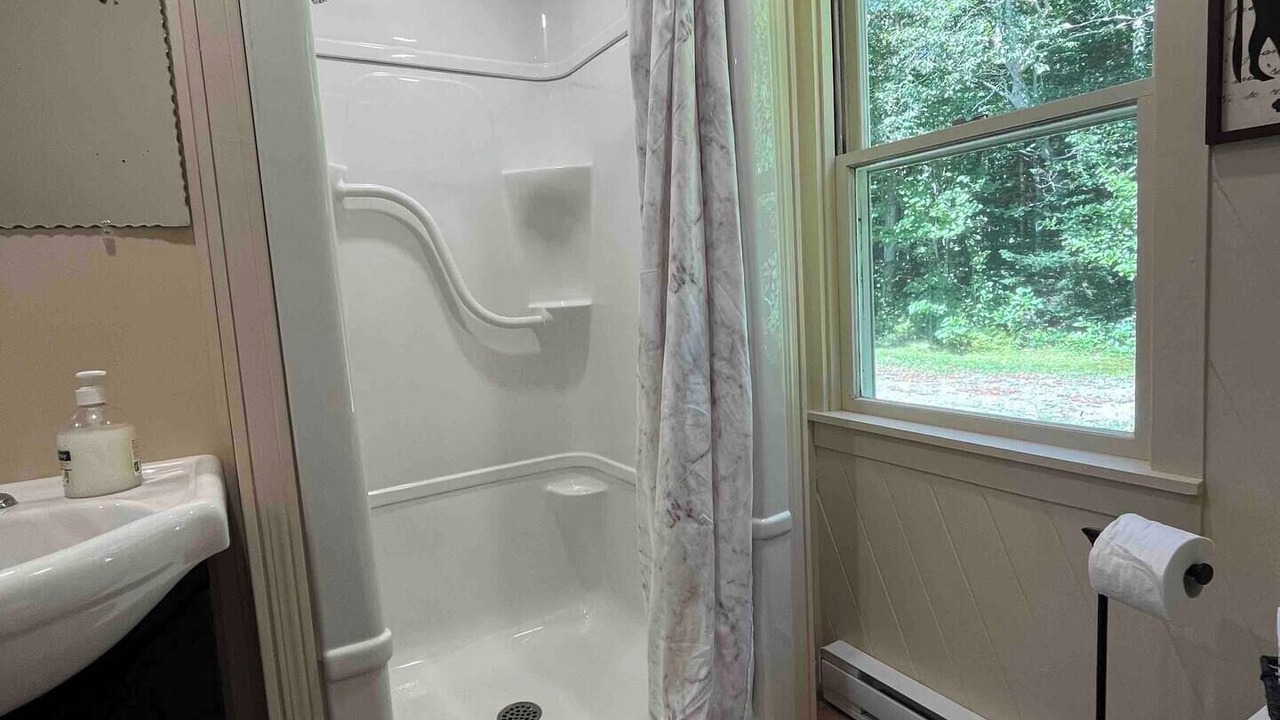 Photo of Bathroom in Clare