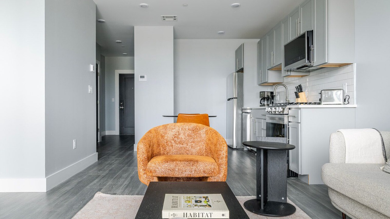 Photo of Livingroom in Lower Allston