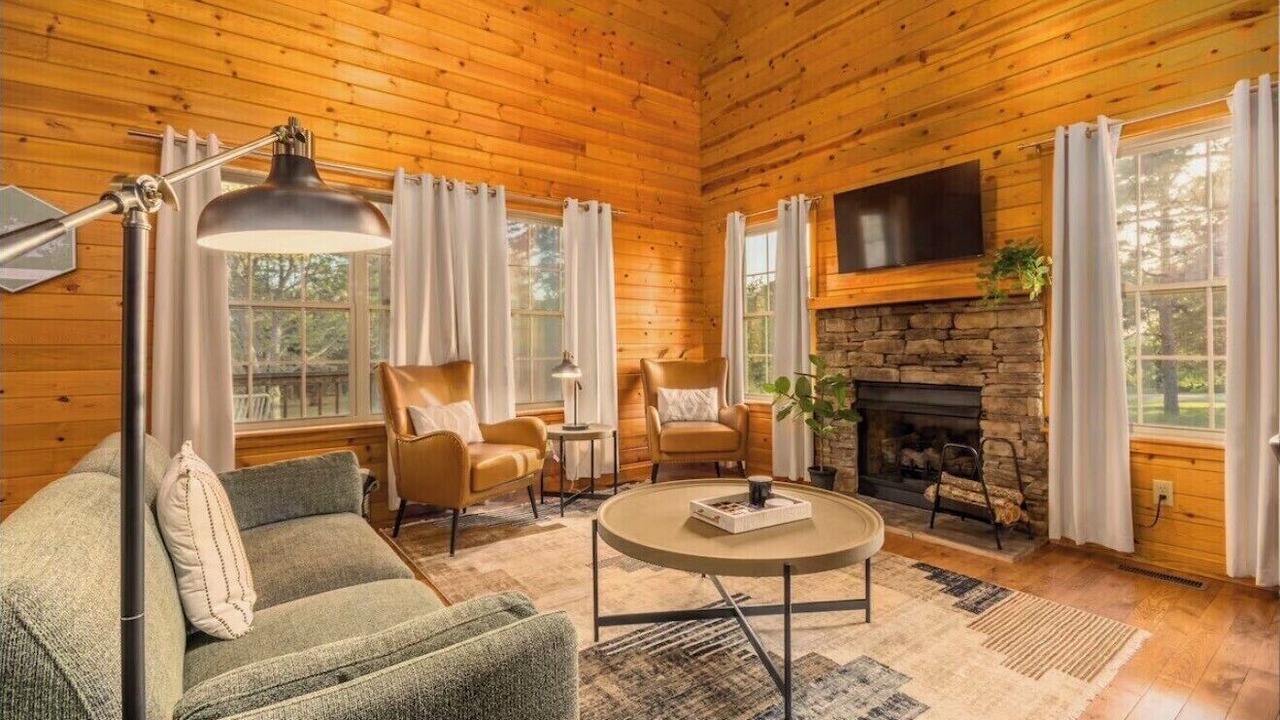 Photo of Livingroom in Greers Ferry