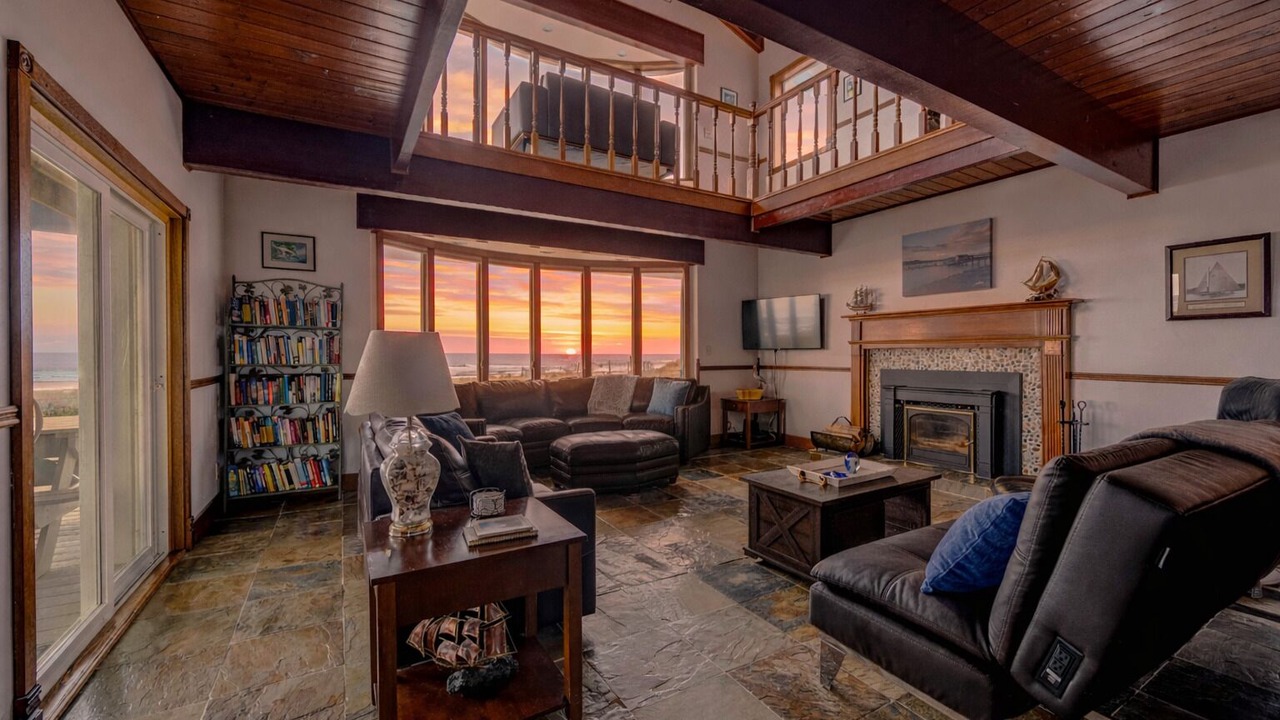 Photo of Livingroom in Westport