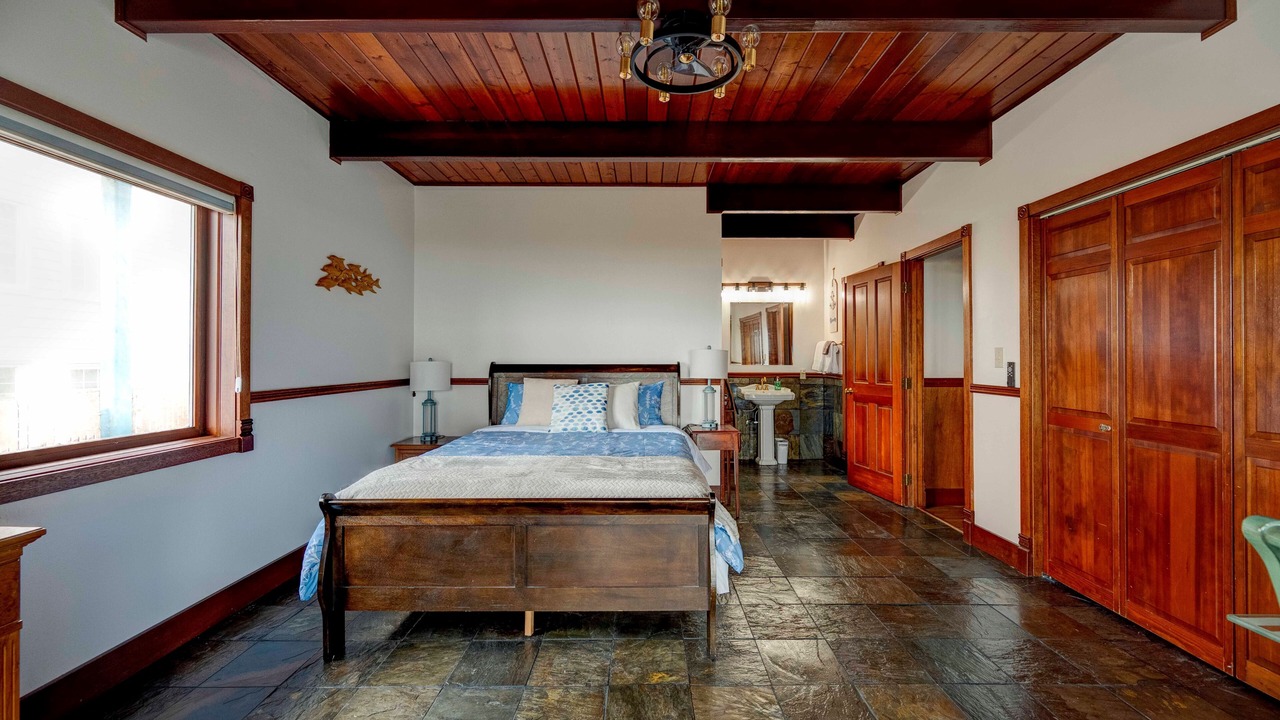 Photo of Bedroom in Westport