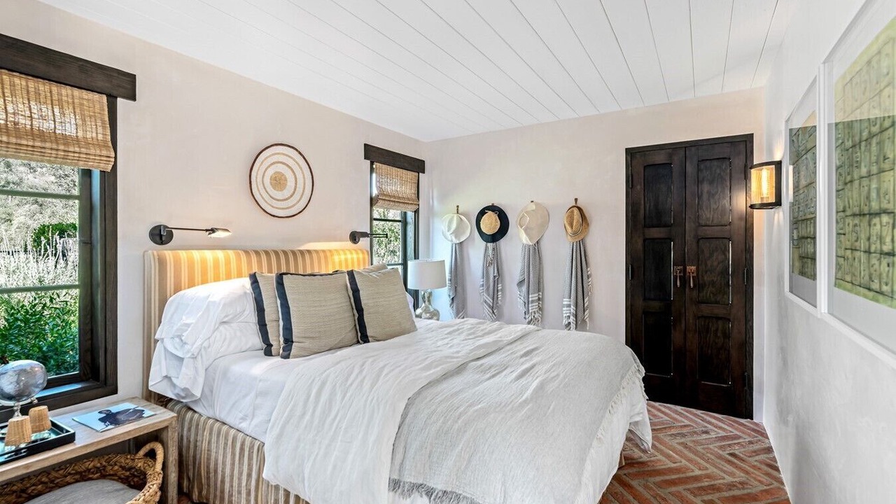Photo of Bedroom in Malibu