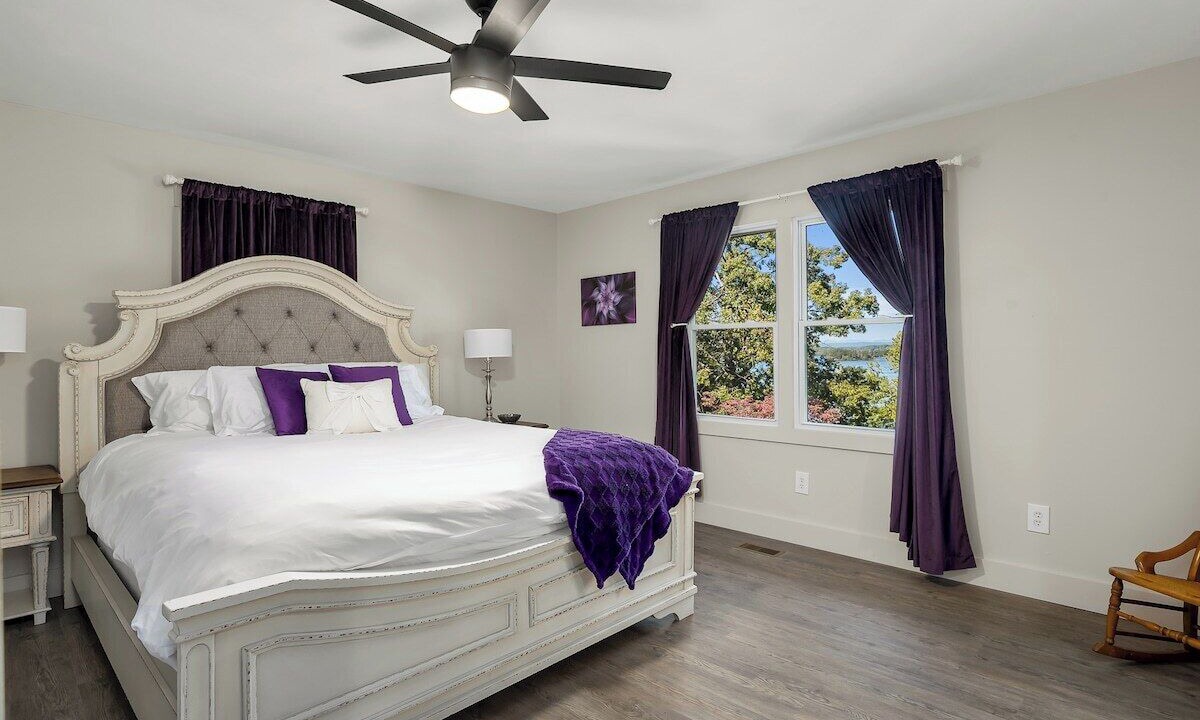 Photo of Bedroom in Seneca