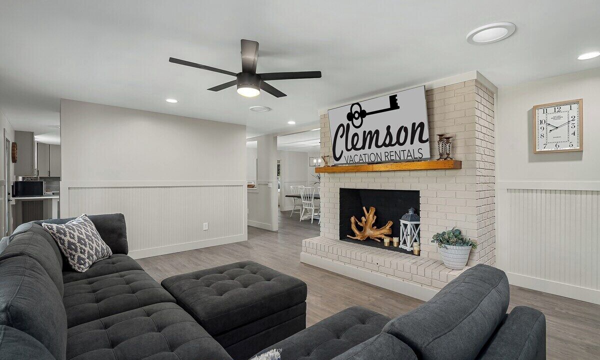 Photo of Livingroom in Seneca