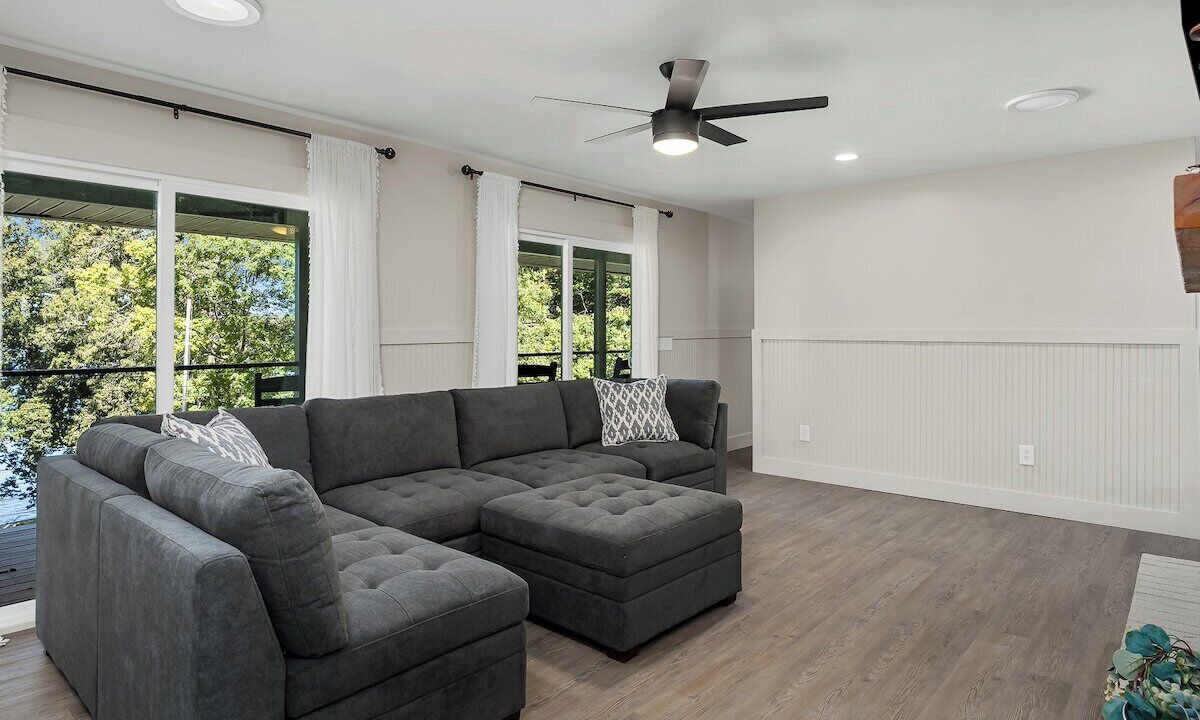 Photo of Livingroom in Seneca