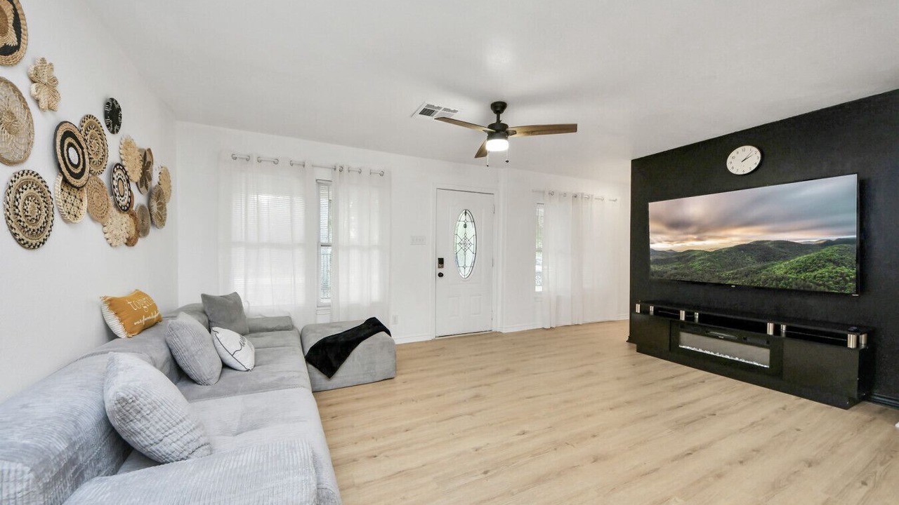 Photo of Livingroom in Fresno