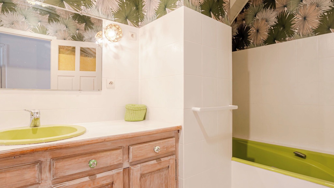 Photo of Bathroom in Touques