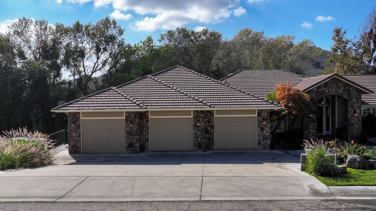 Photo of Outdoor in Springville