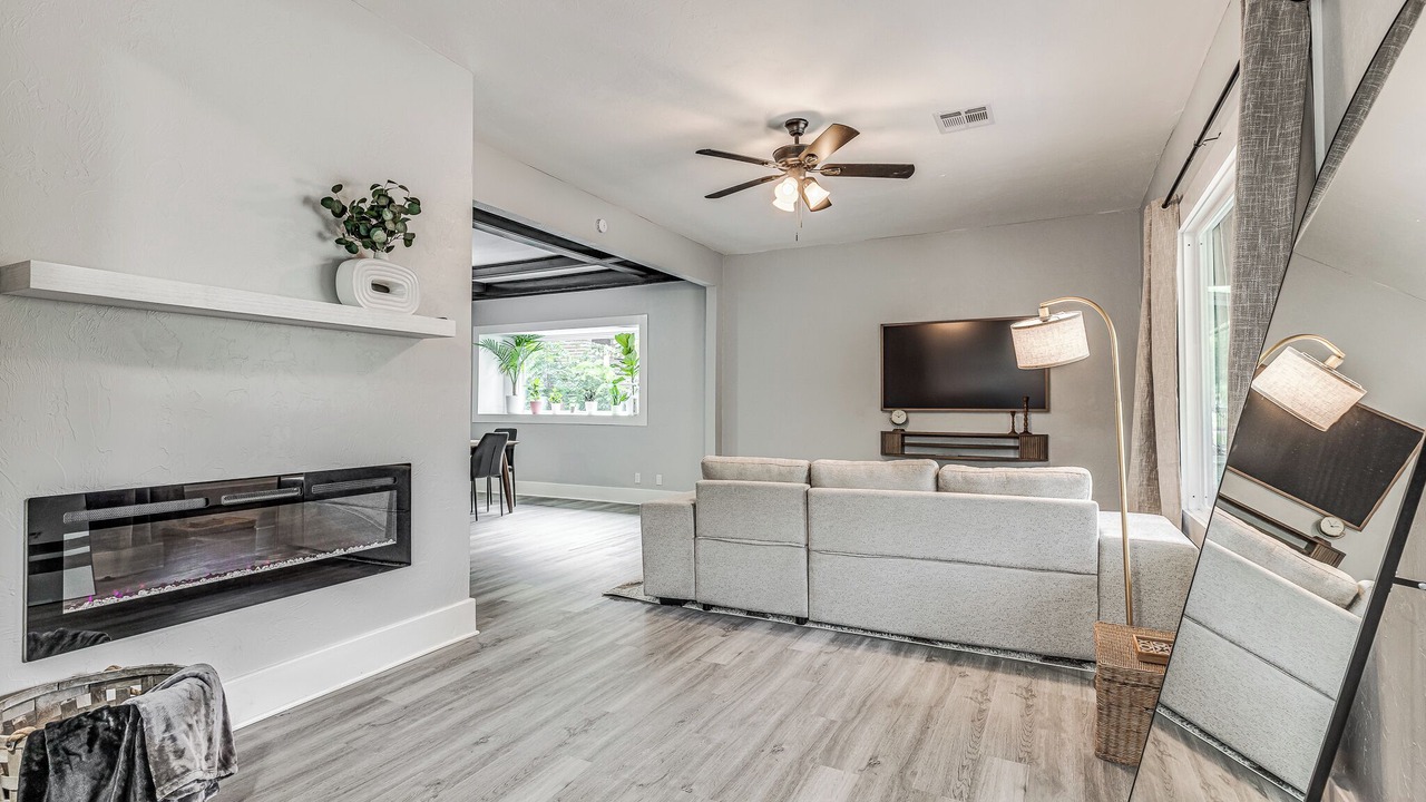 Photo of Livingroom in Central Oklahoma City