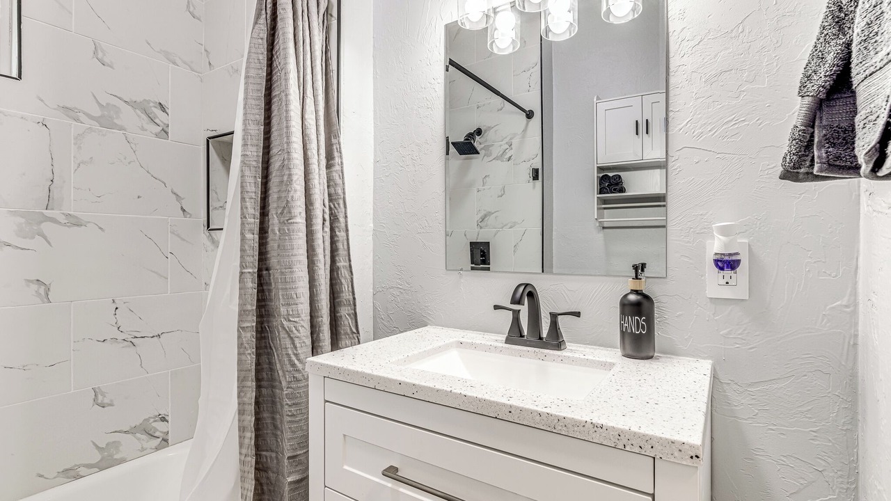 Photo of Bathroom in Central Oklahoma City