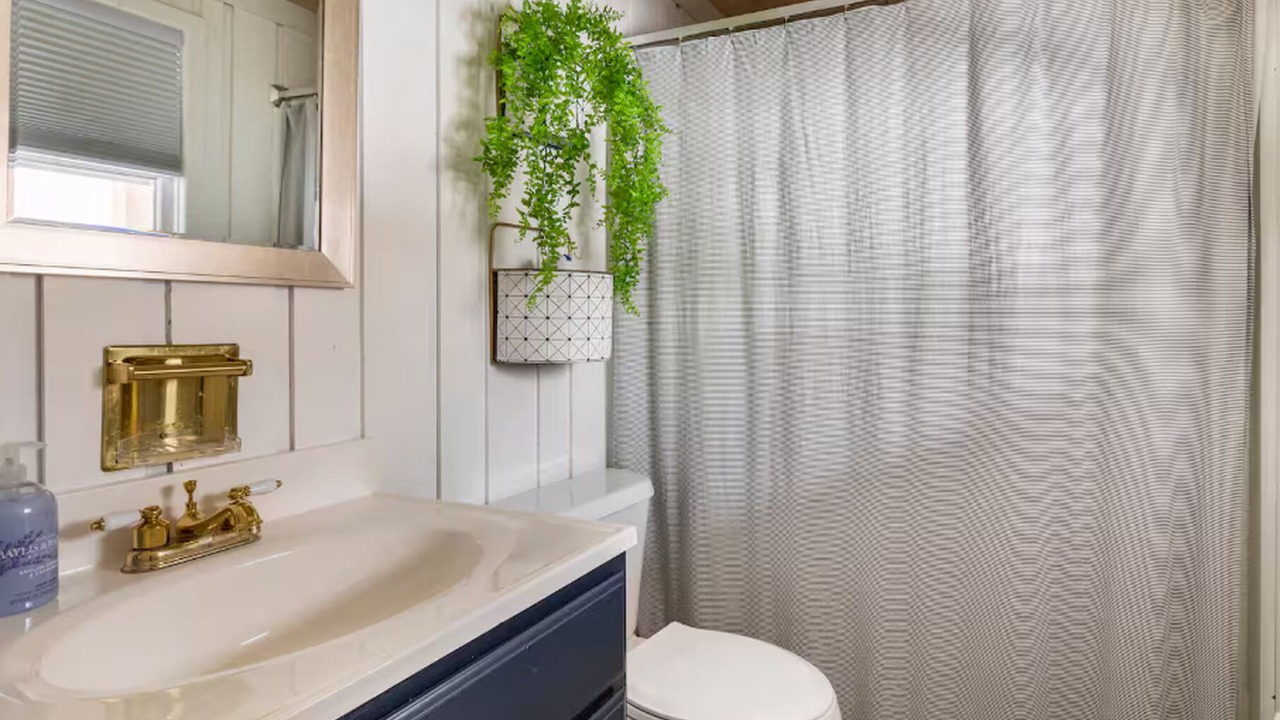 Photo of Bathroom in Indian Lake