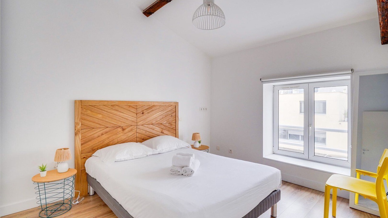 Photo of Bedroom in Begles