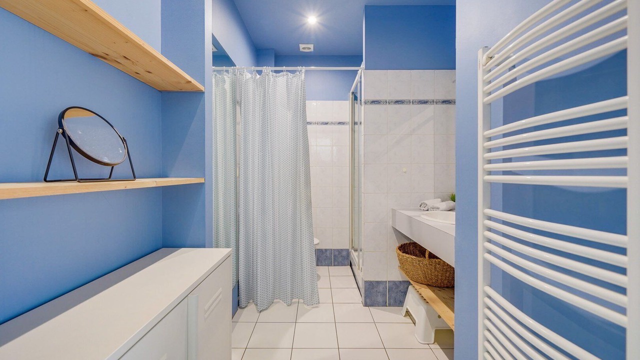 Photo of Bathroom in Begles