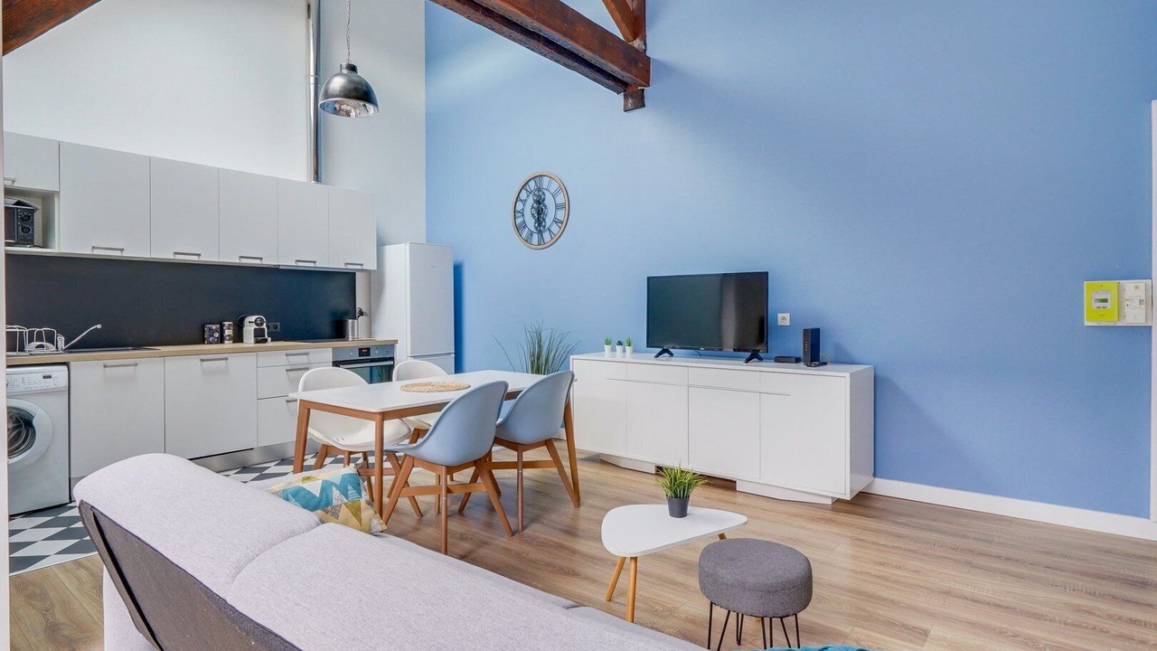 Photo of Others in Begles