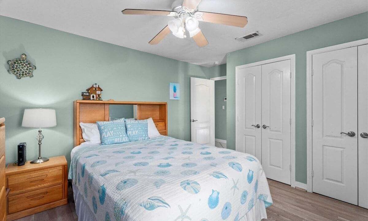 Photo of Bedroom in Terramar Beach