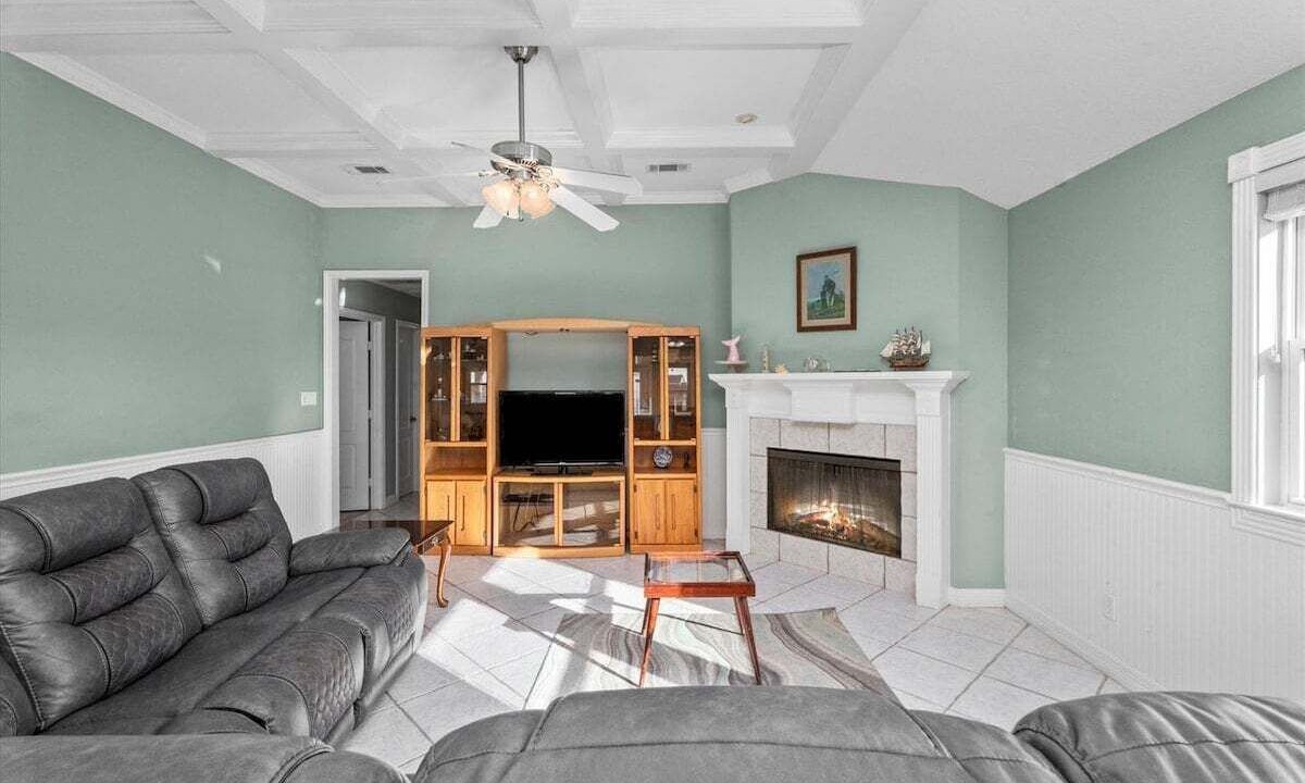 Photo of Livingroom in Terramar Beach