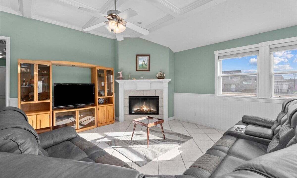 Photo of Livingroom in Terramar Beach