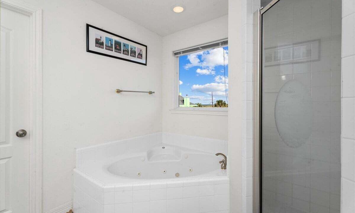 Photo of Bathroom in Terramar Beach