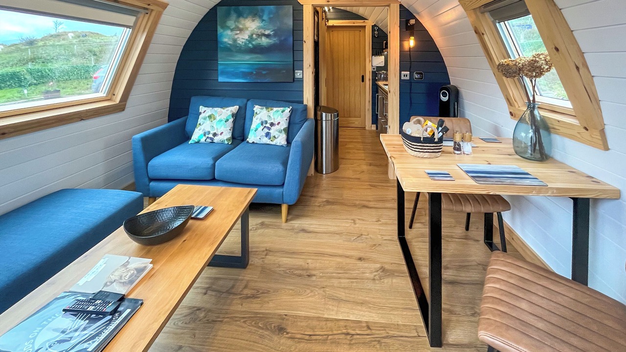 Photo of Others in Nostie