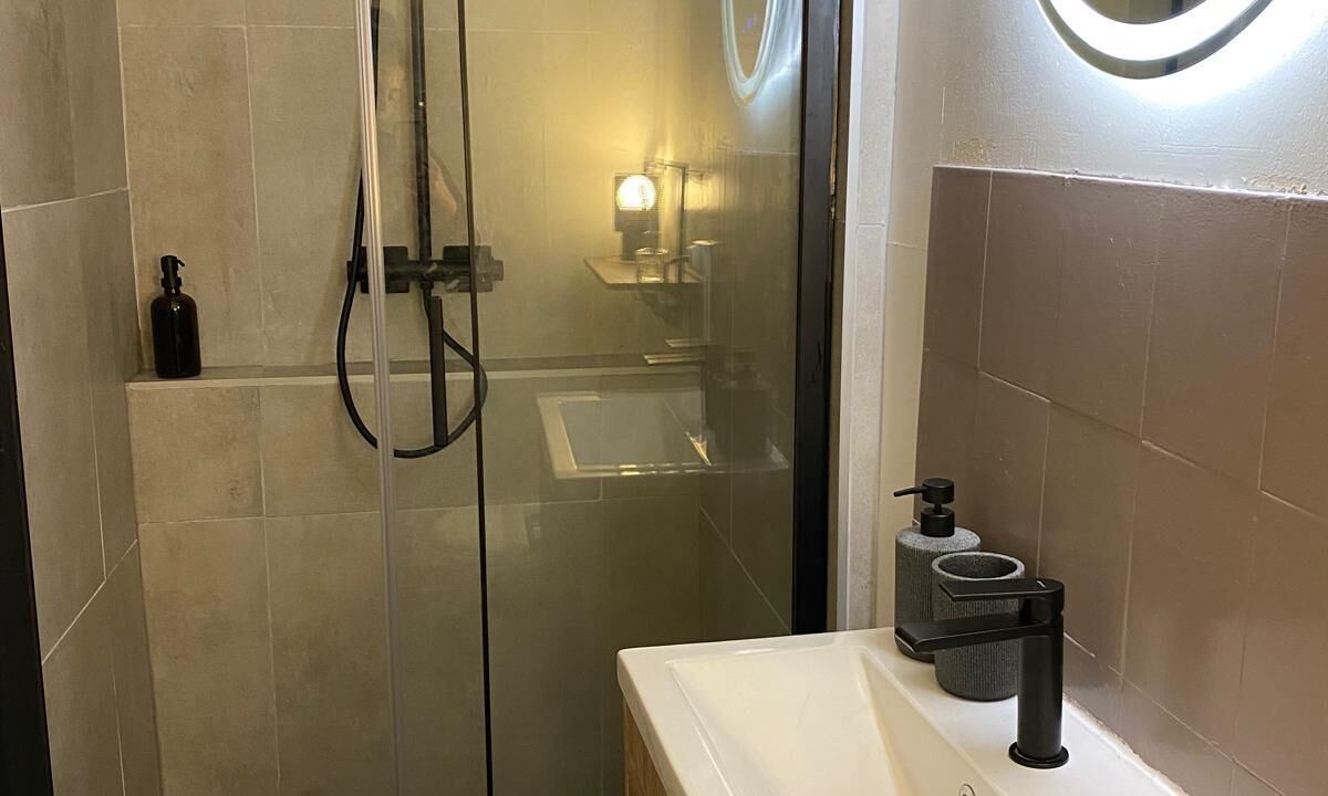 Photo of Bathroom in Senlis