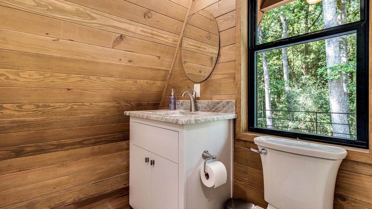 Photo of Bathroom in New Iberia