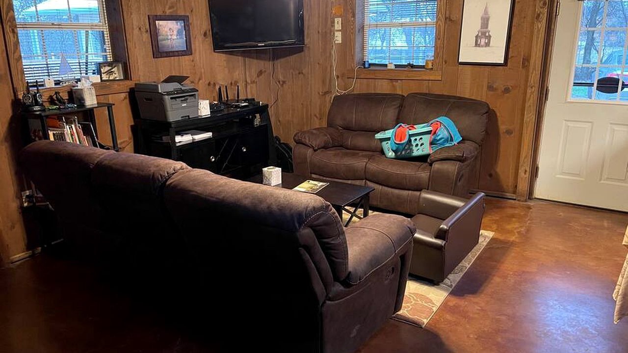 Photo of Livingroom in Jacksboro