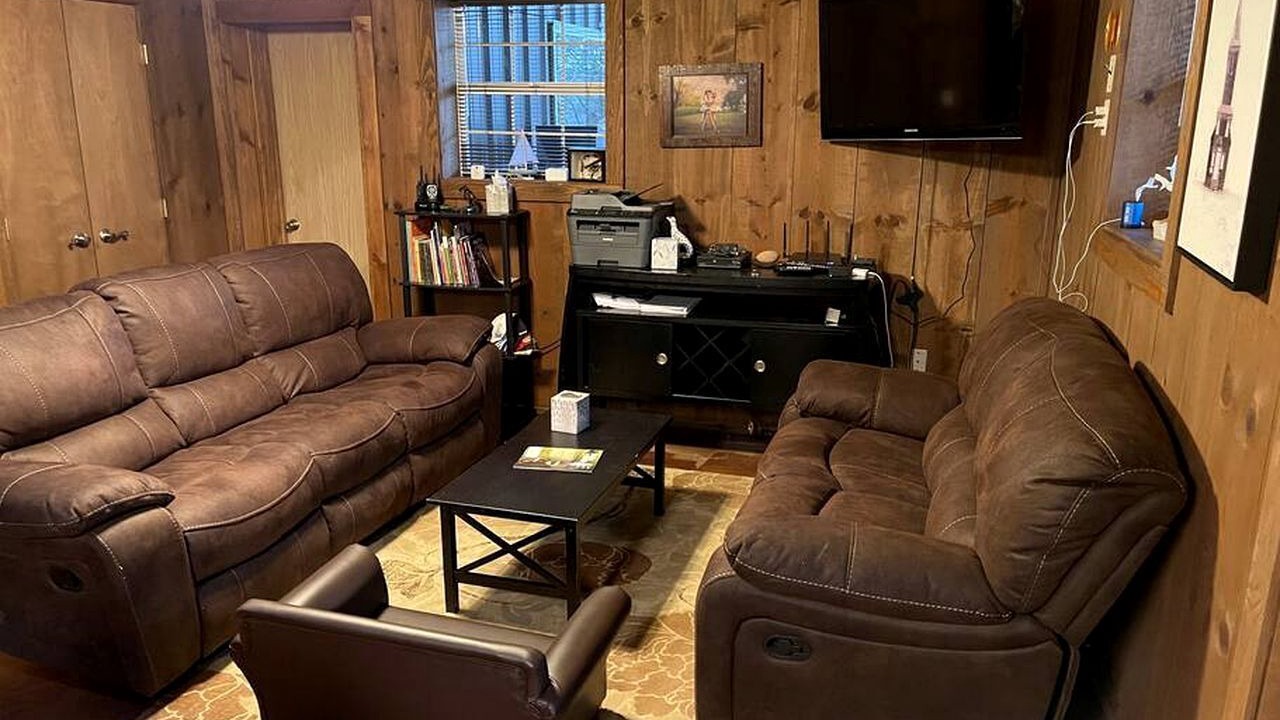 Photo of Livingroom in Jacksboro