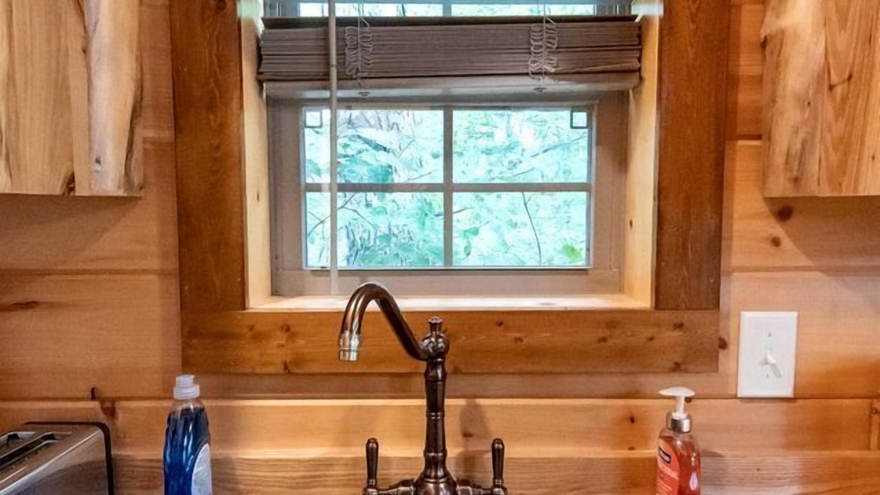 Photo of Bathroom in Marshall