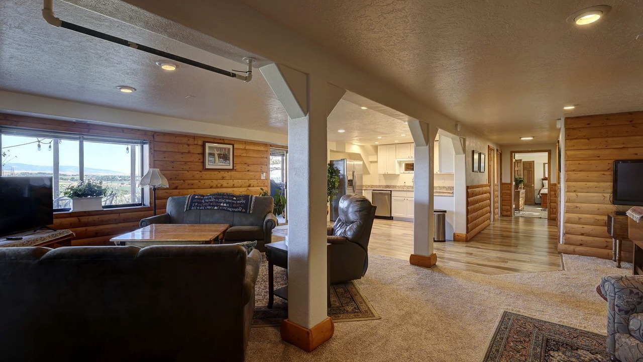 Photo of Livingroom in Sheridan