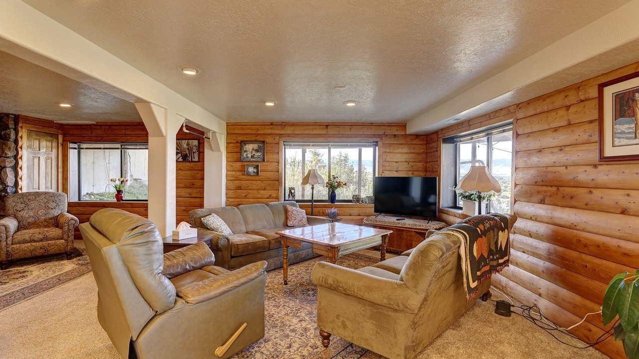 Photo of Livingroom in Sheridan