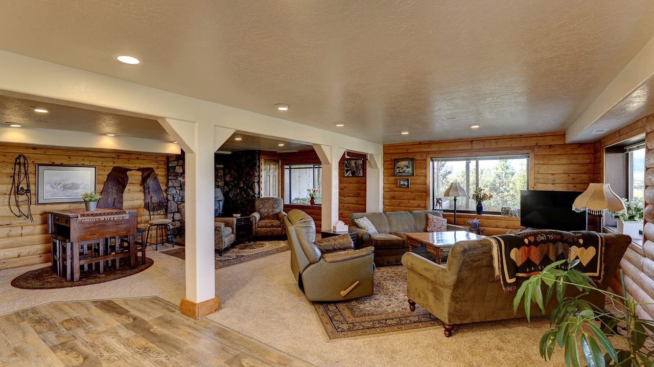 Photo of Livingroom in Sheridan