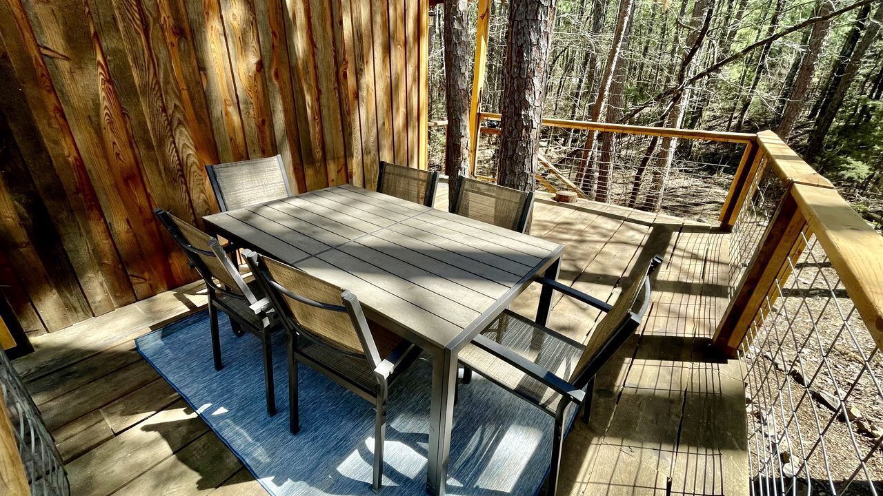 Photo of Outdoor in Boles