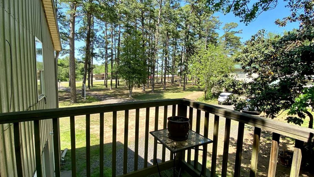 Photo of Outdoor in Boles
