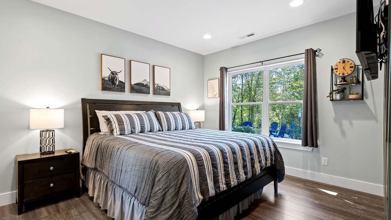 Photo of Bedroom in Rossville