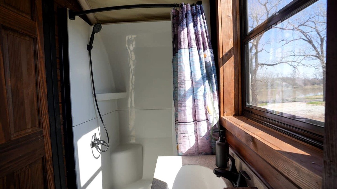 Photo of Bathroom in Satin