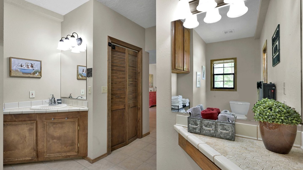 Photo of Bathroom in Coldspring