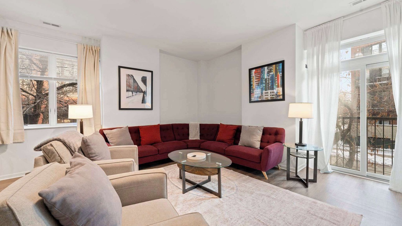 Photo of Livingroom in Near South Side