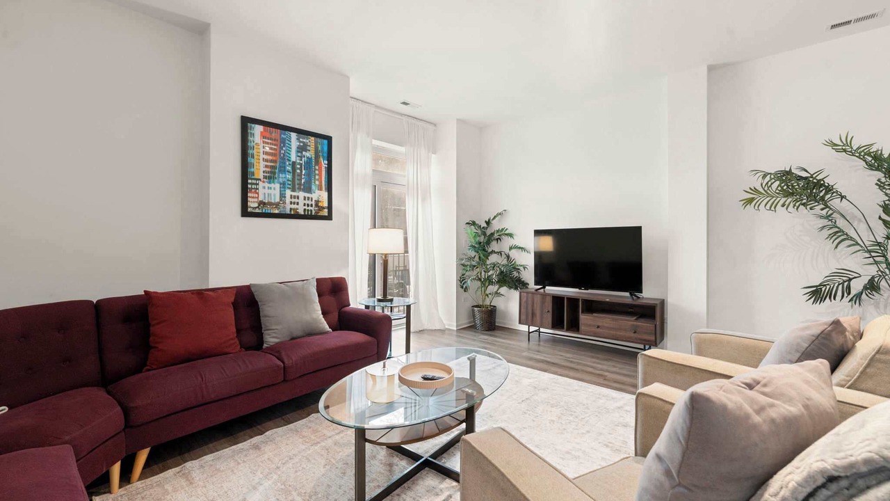Photo of Livingroom in Near South Side