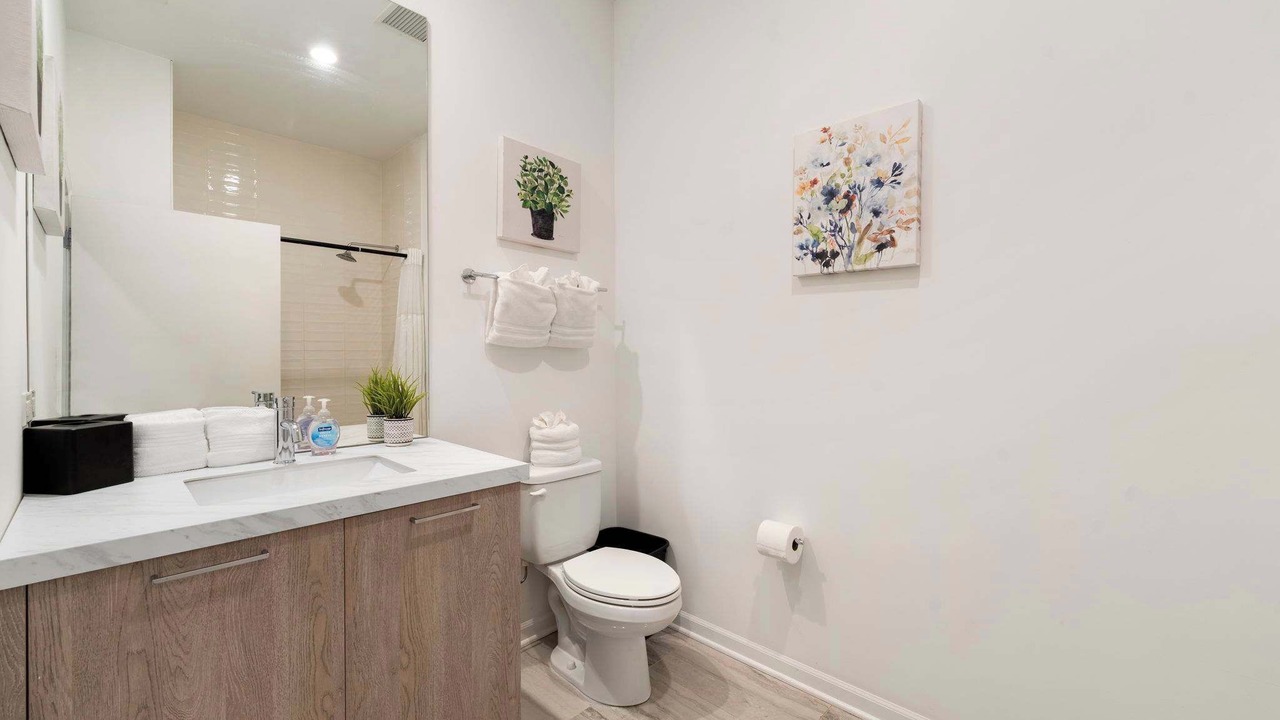 Photo of Bathroom in Near South Side