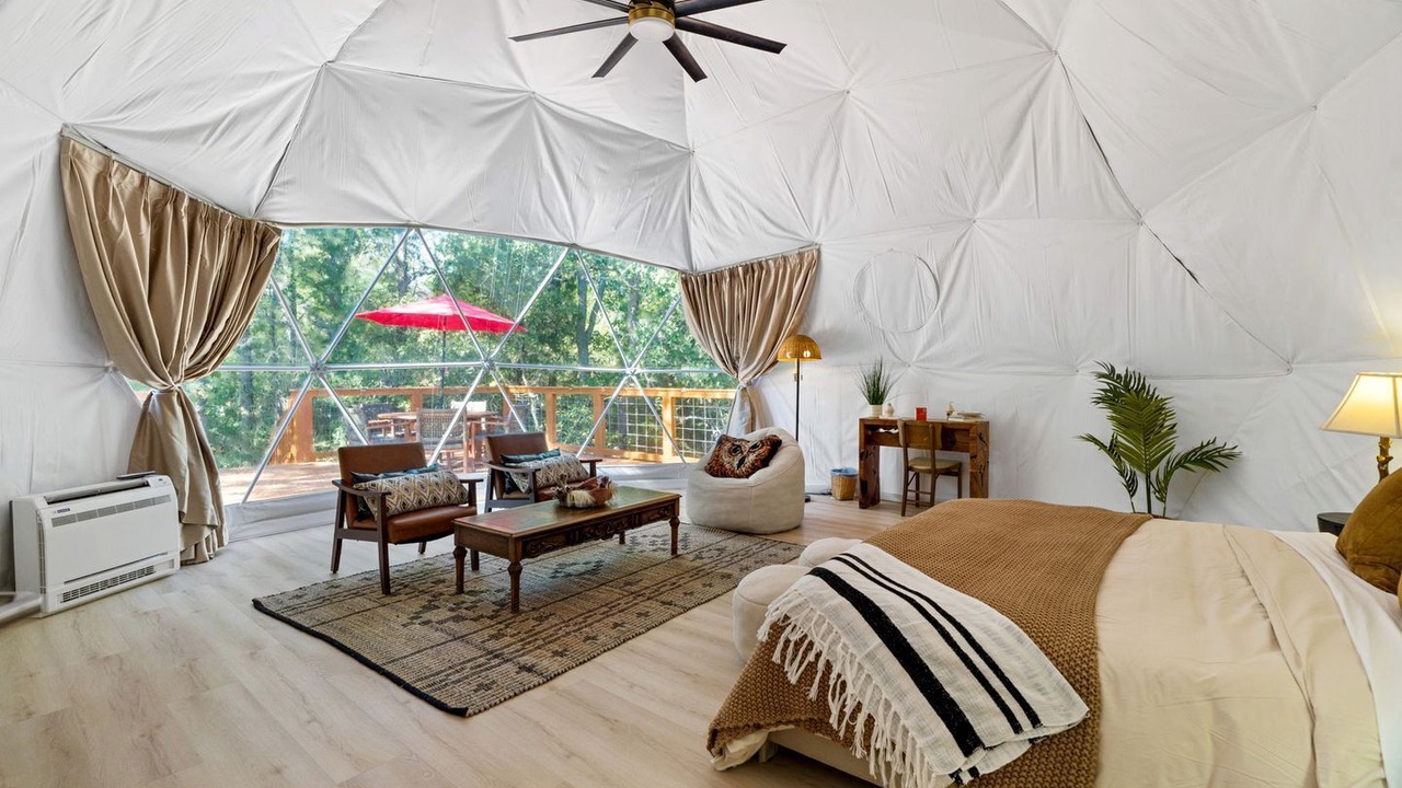 Photo of Bedroom in Bastrop County