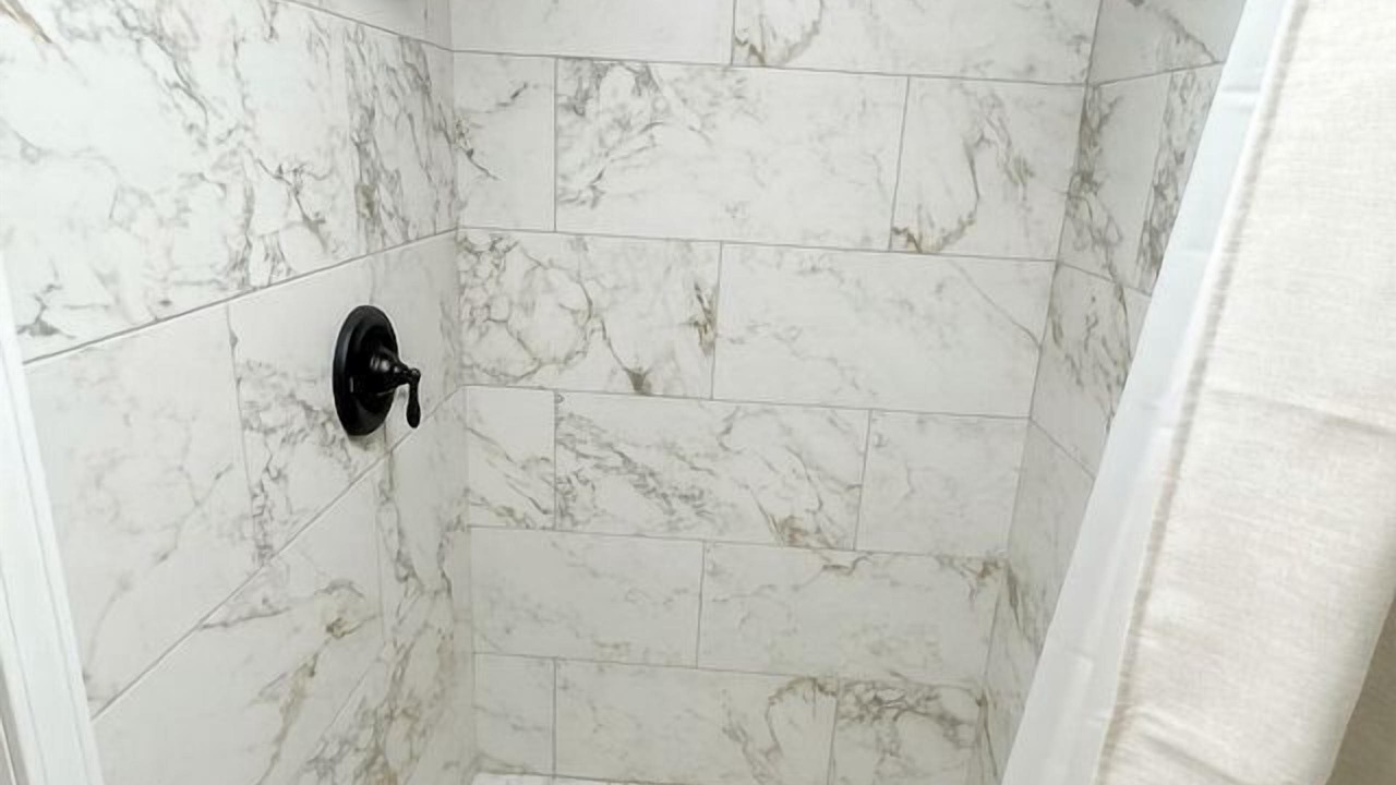 Photo of Bathroom in Boss